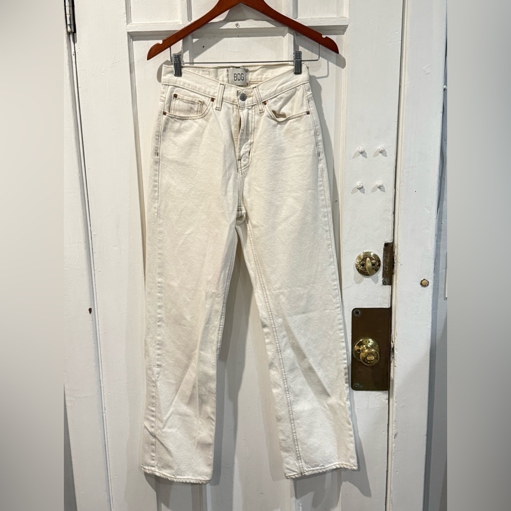BDG Women's Off-White Straight Leg Jeans